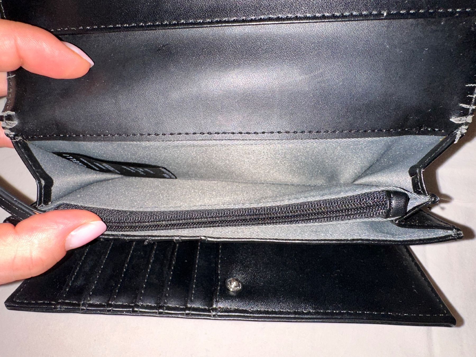 Portemonnaie: Black wallet by Fiorelli – Gebraucht aus Neuchâtel von agn_jc66 4