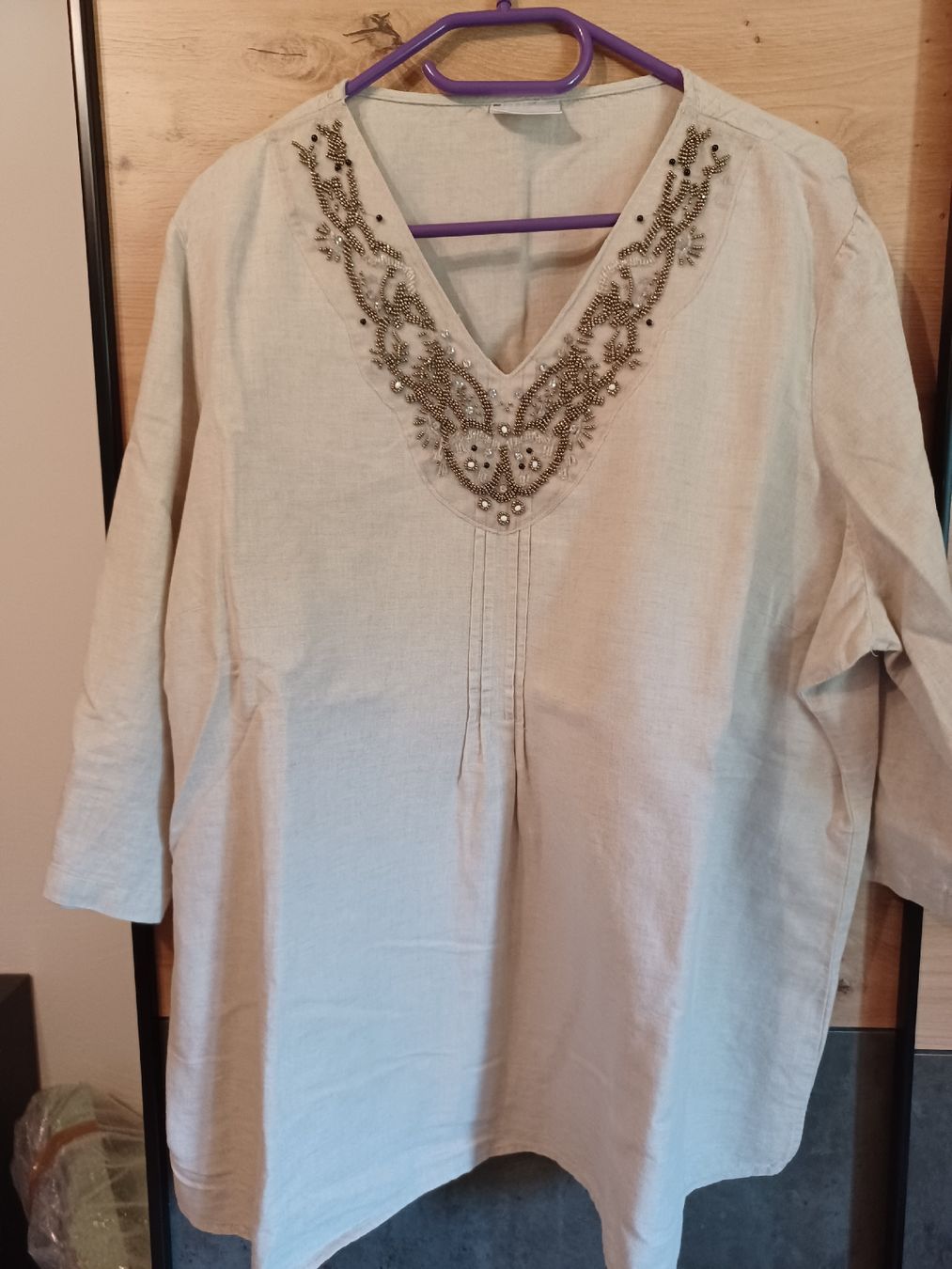 C&A Tuniche: Bluse mit Perlenstickerei Grösse 50 – Usato da Boswil venduto da Joli2222