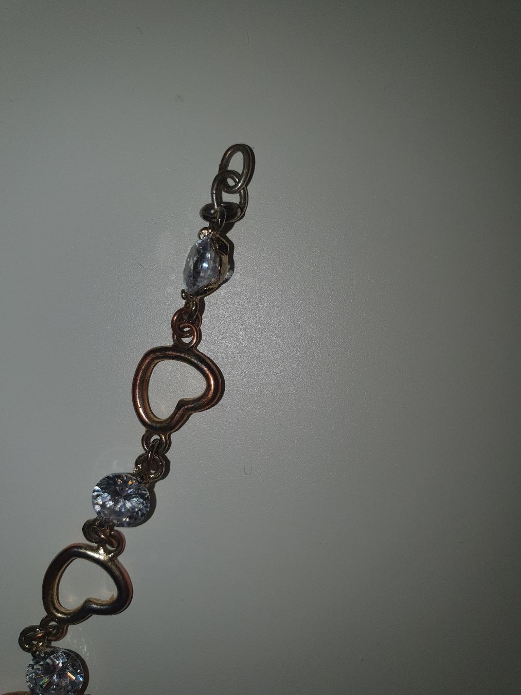 Bracciali & Braccialetti: Hübsches Armband mit Herzen – Usato da Moosseedorf venduto da Sonnenschein.. 3