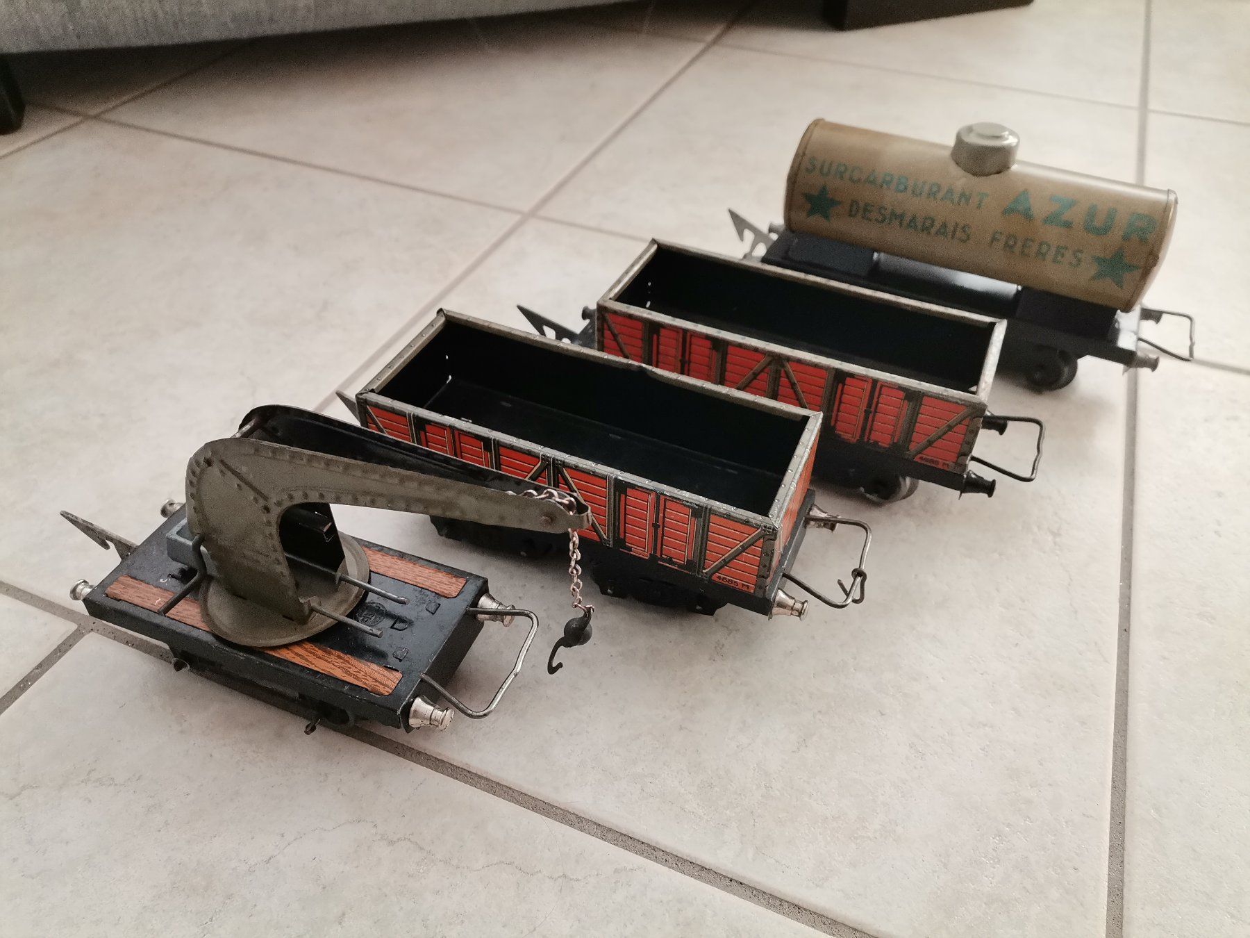 Modellini di ferrovie: Ensemble de quatre wagons train de marchandises JEP – Usato da Onex venduto da Neimad7 1