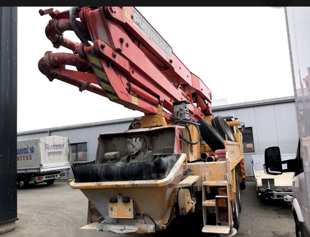 Autocarri: Betonpumpe 28m – Usato da Ueberstorf venduto da FuchsF 3