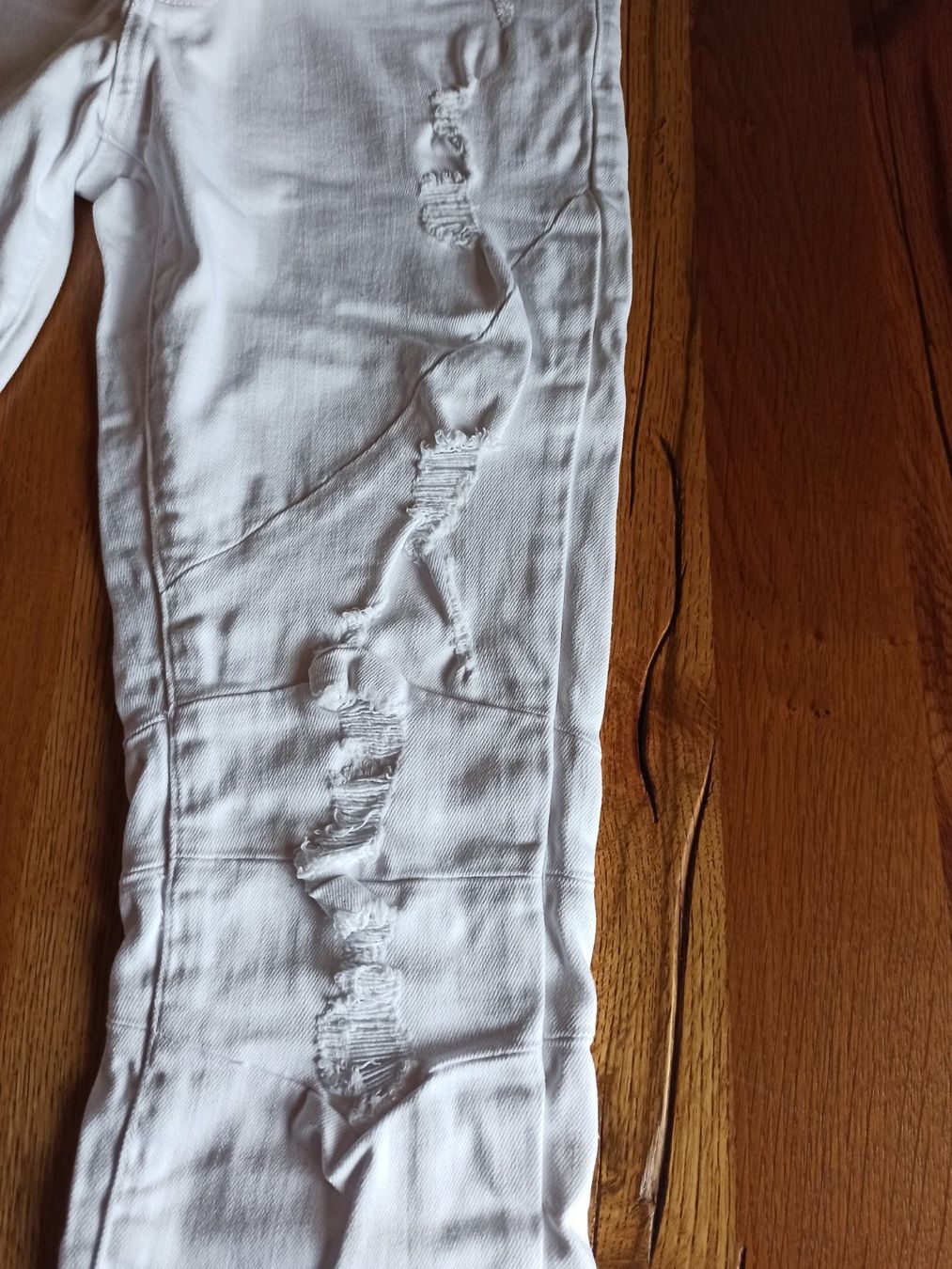Jeans: Jeanshose weiss – Usato da Niederwil AG venduto da Nioc28 2