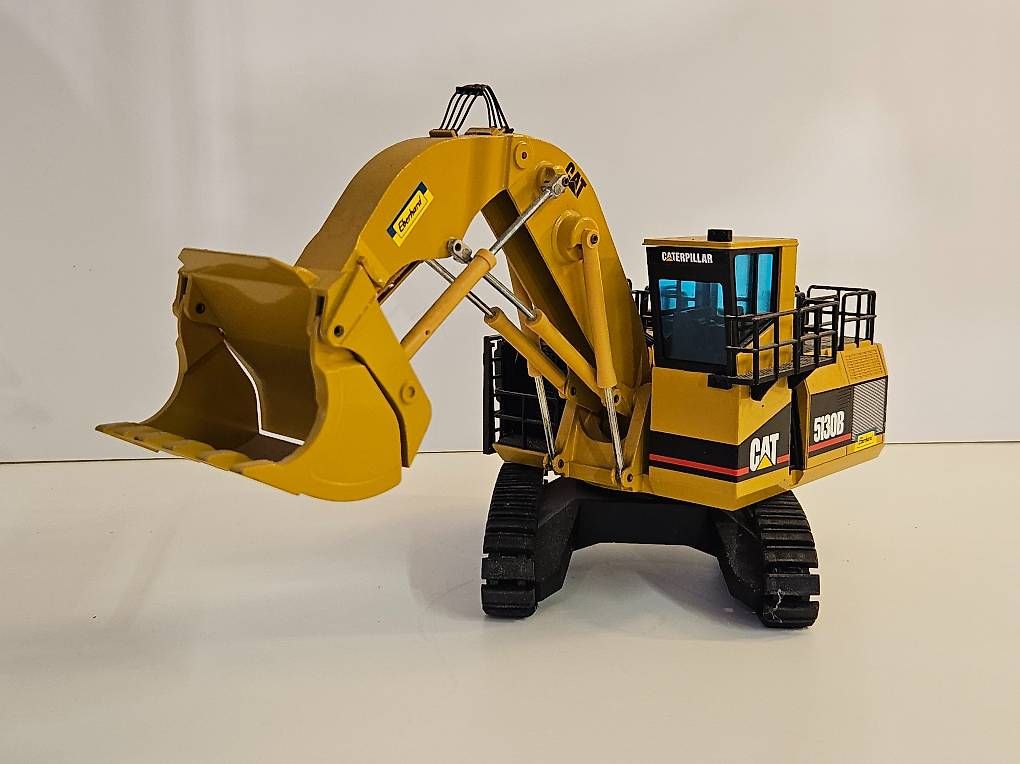 Caterpillar Escavatori: CAT 5130 Caterpillar Ladeschaufelbagger 1:50 – Usato da Wittenbach venduto da r_e_d87p 4