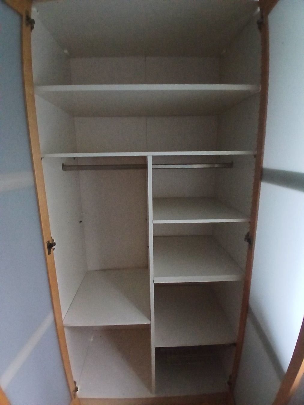 Ikea Armadi: Schrank 2 türig – Usato da Emmenbrücke venduto da papamo06 1