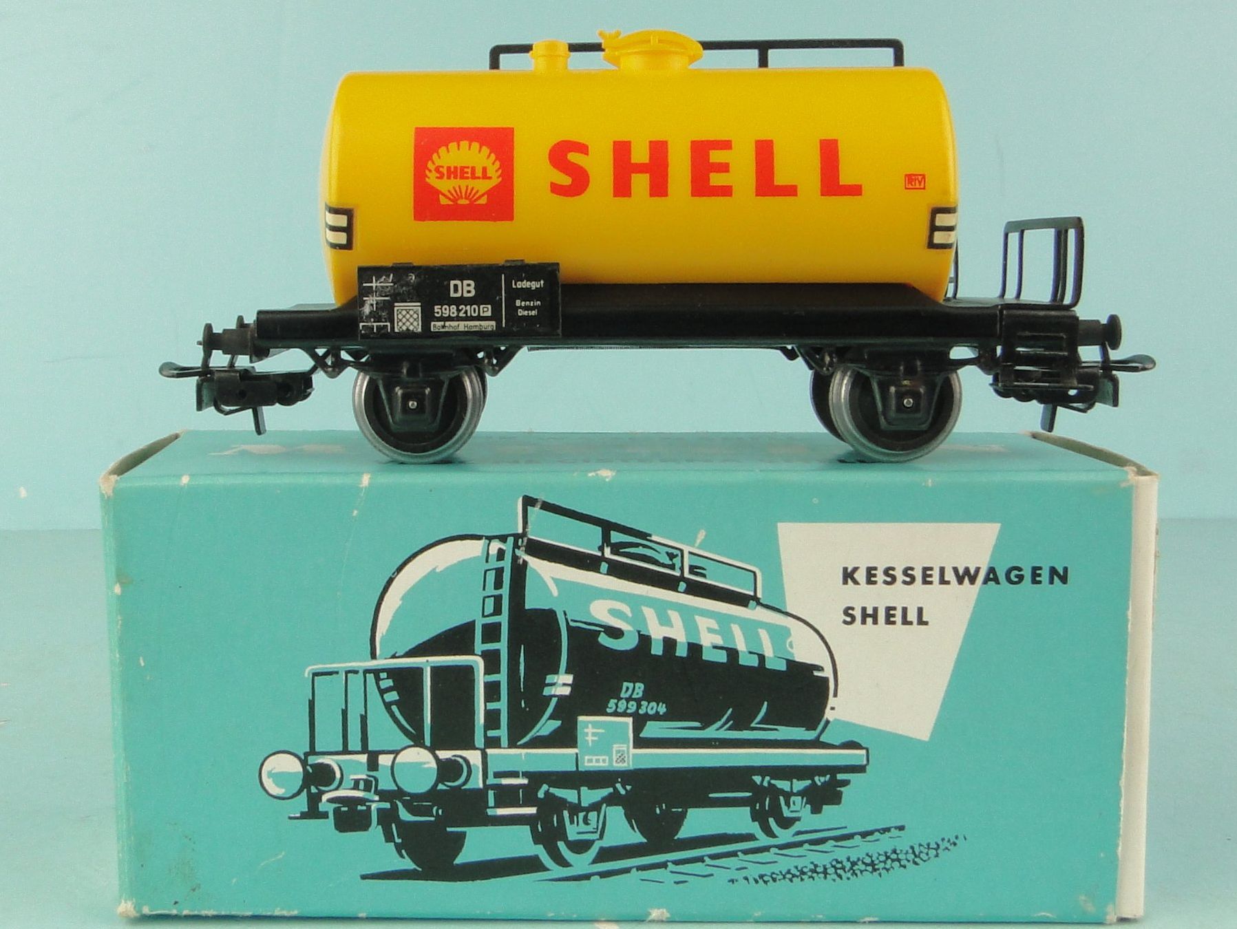 Märklin Modellini di ferrovie: Märklin H0 4502 Shell – Usato da Bülach venduto da cann11 3