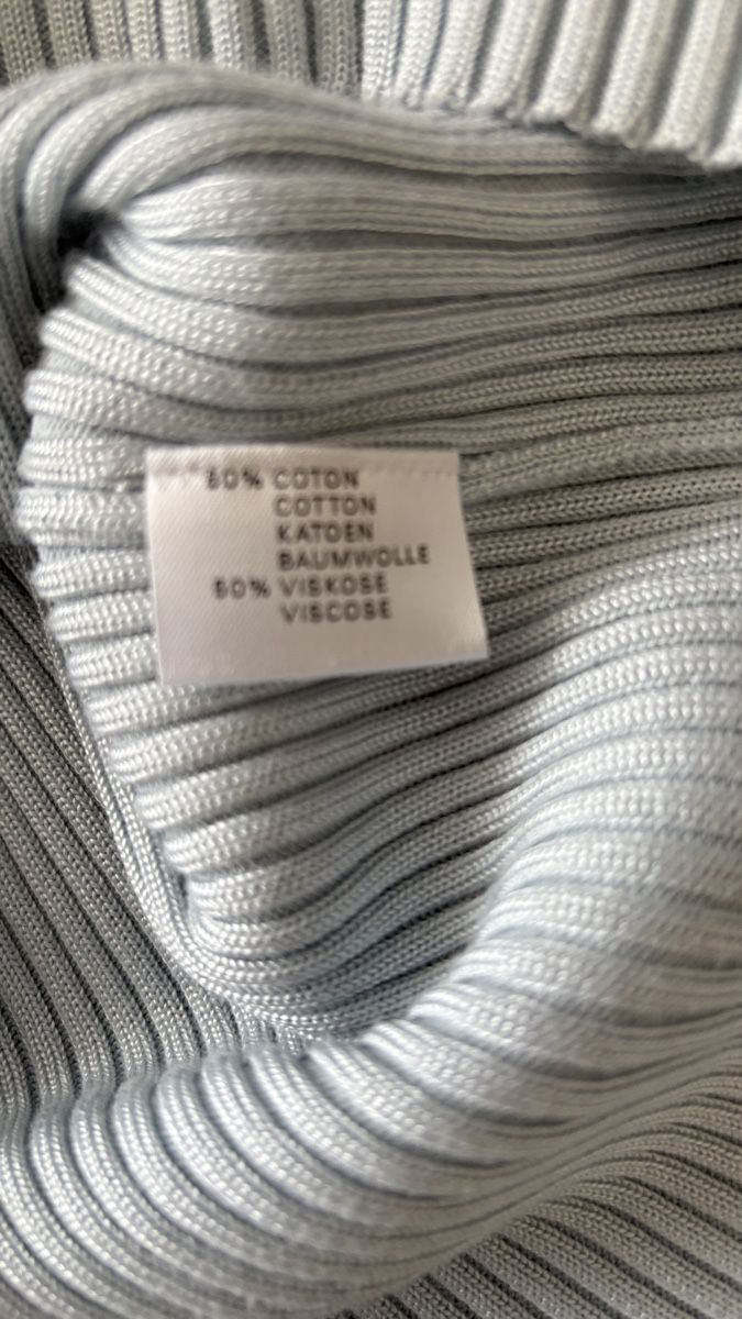 Maglioni & Felpe: Ärmelloser Feinstrick-Pullover Rollkragen-Top Hellblau G – Nuovo e nell'imballaggio originale da Rheinfelden venduto da nad_6hrl 4