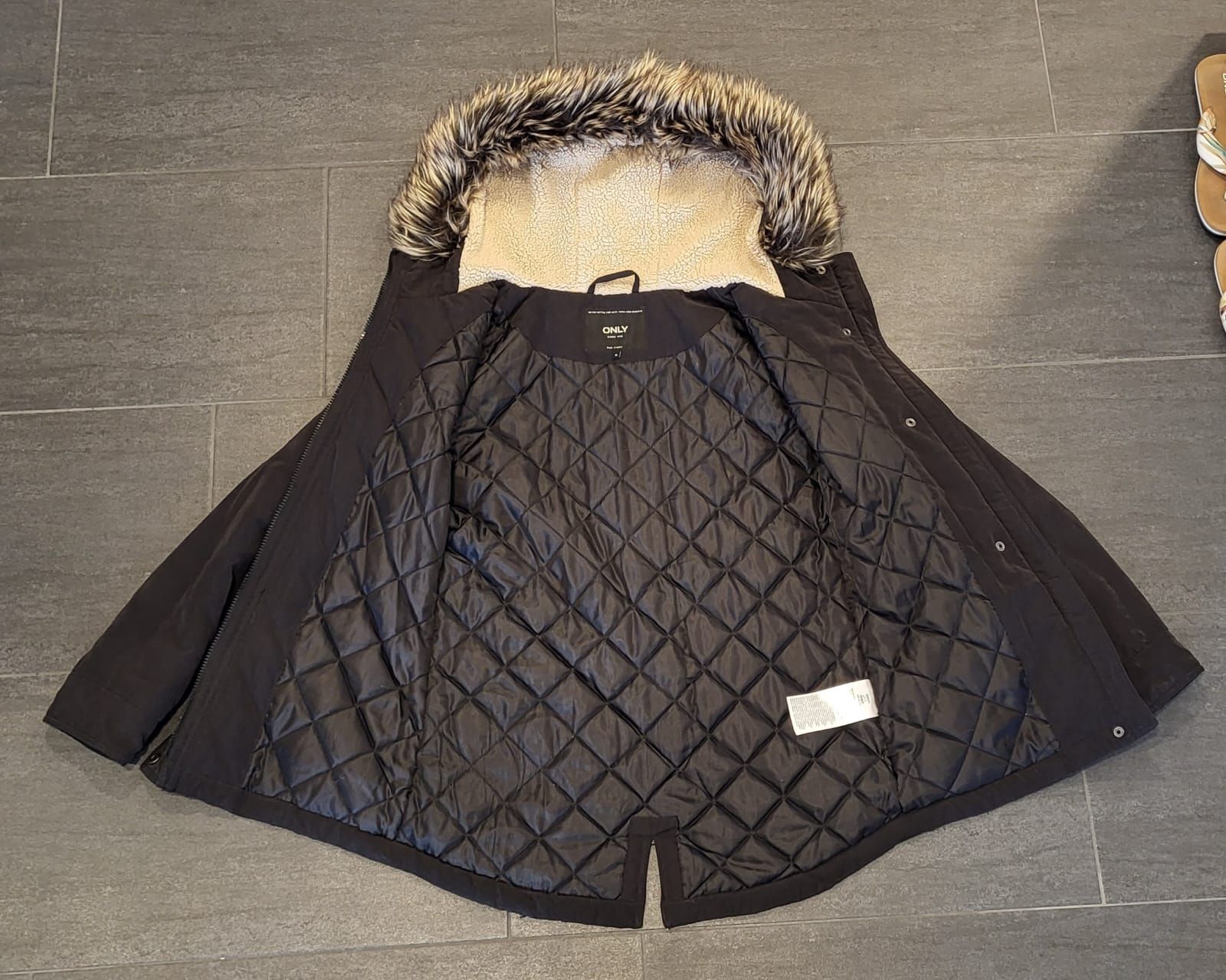 Only Giacche: Winterjacke Only – Usato da Orpund venduto da elo_6qjb 3