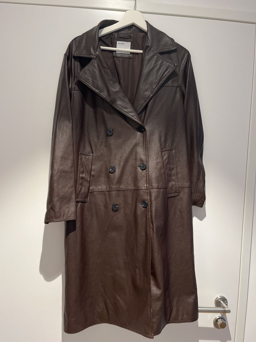 Bershka Mäntel: Ledermantel – Neu (gemäss Beschreibung) aus Kriens von g_b_mk7j