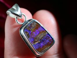 OBRYX PURPURA Silberanhänger mit australischem Boulder Opal