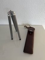 Vintage Kamera-/Fotostativ mit originalem Lederetui
