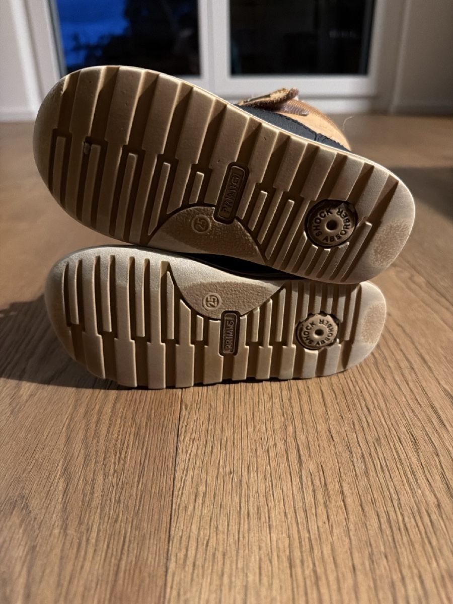 Primigi Chaussures garçon: Primigi-Winterschuhe, Gr. 25 – D'occasion à Forch par Fatou_86 1