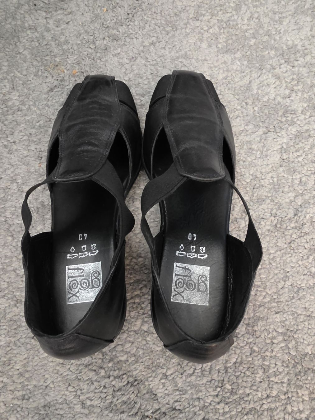 Damenschuhe: Damenschuhe schwarz Grösse 40  – Gebraucht aus Wettingen von VO40