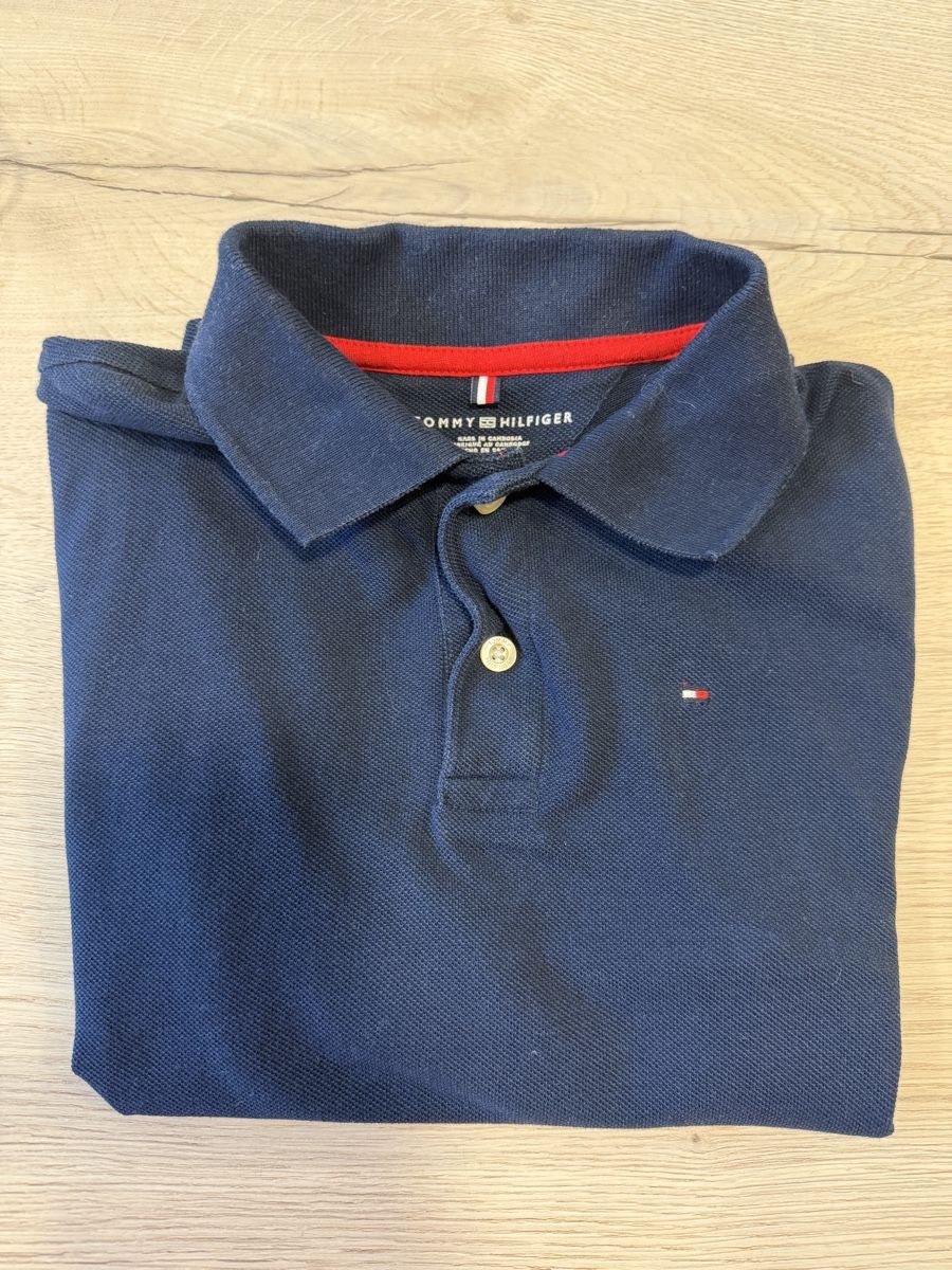Tommy Hilfiger Camicie, T-shirt & Polo: Tommy Hilfiger Poloshirt – Usato da Möhlin venduto da mar_k5wf