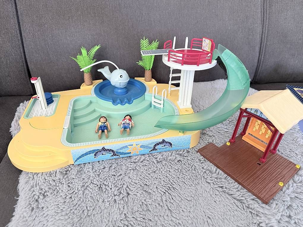 Giocattoli: Playmobil Schwimmbad – Usato da Winterthur venduto da Glionel