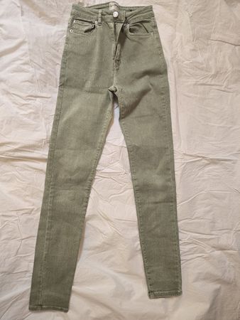 Olive Skinny Jeans, High Waist, Gr. 36 - Super Zustand!