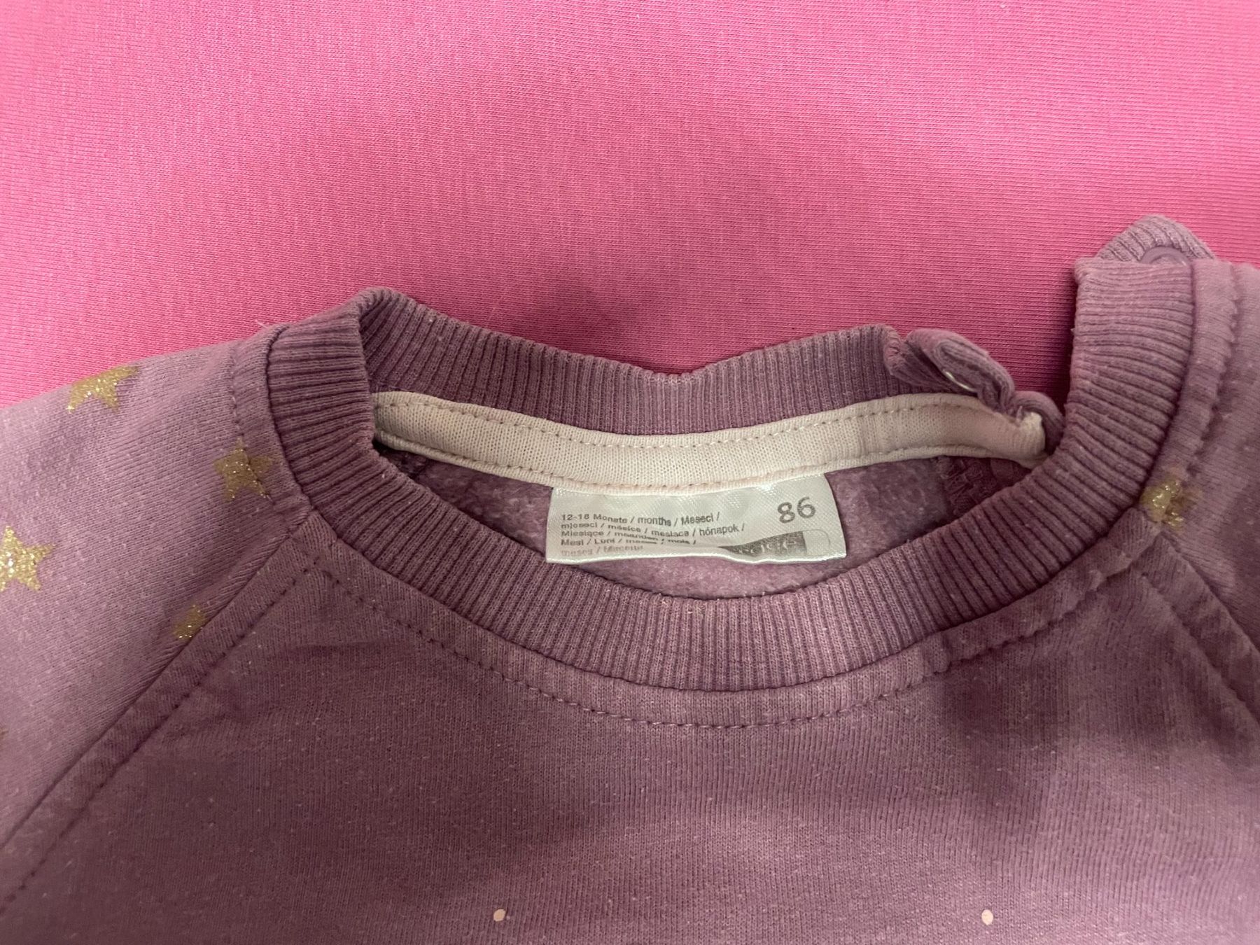 Pullover & Sweatshirts: lila Pullover "Einhorn" mit Sternchen – Neu (gemäss Beschreibung) aus Schwyz von chasemaxus88 2