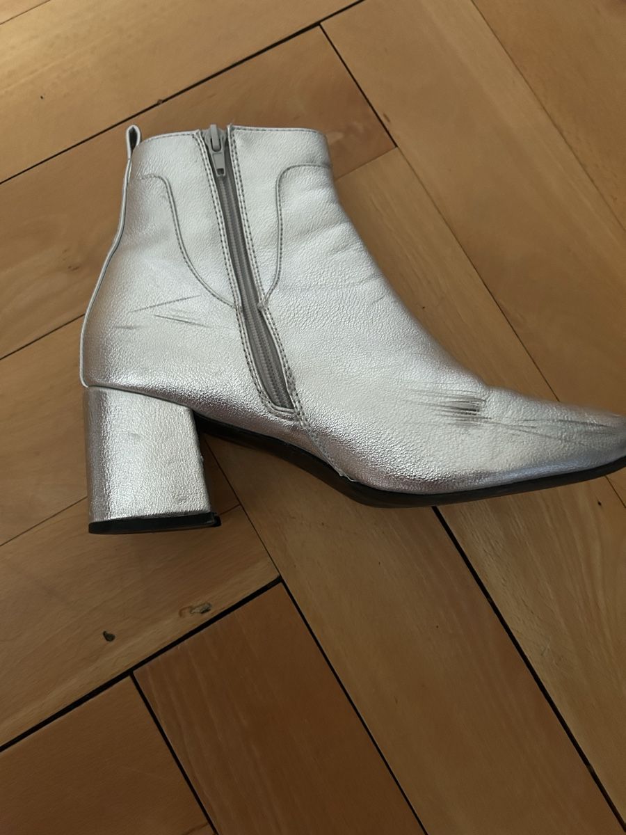Scarpe da donna: Stiefeletten silber, Grösse 41 – Usato da Luzern venduto da bettygreen 2