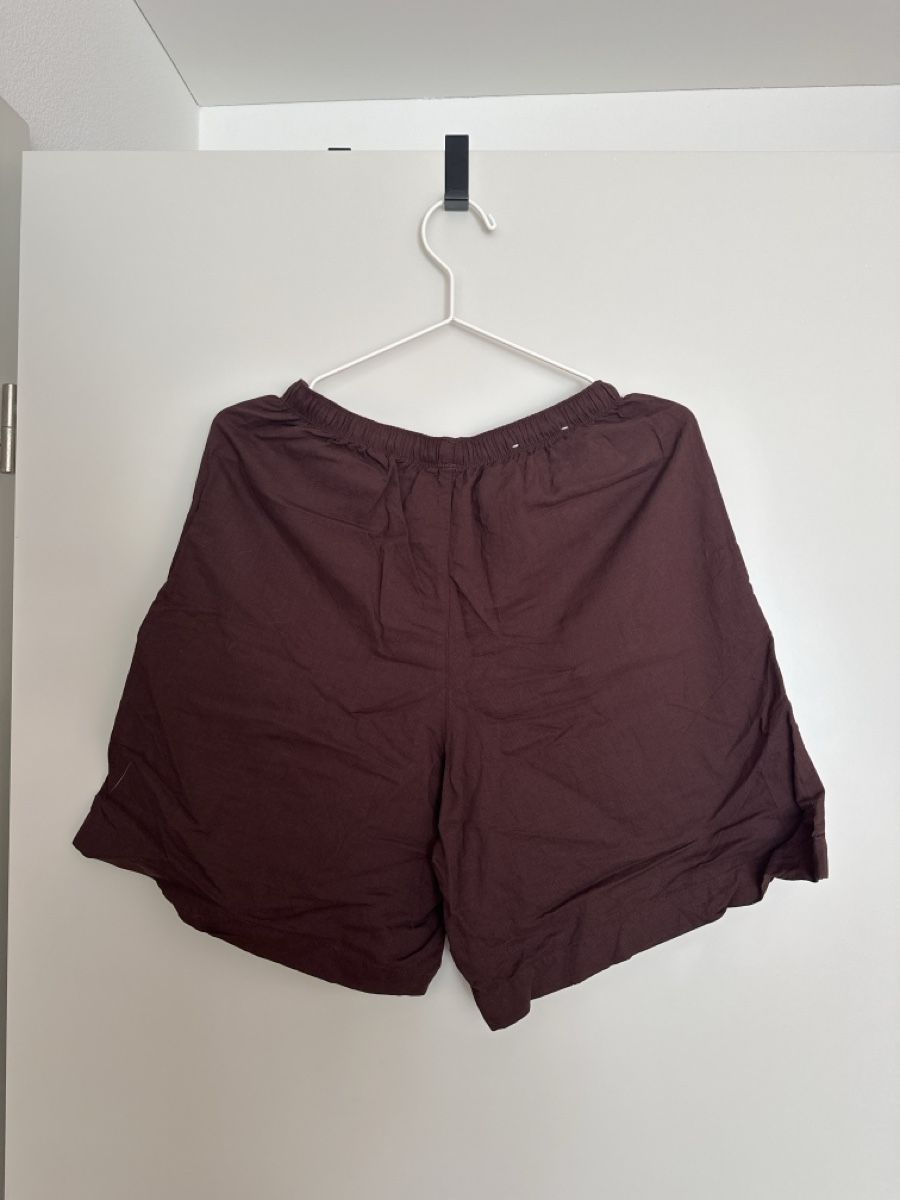 Uniqlo Hosen: Uniqlo Leinenshorts – Neu (gemäss Beschreibung) aus Luzern von LauraLynnMeier 1