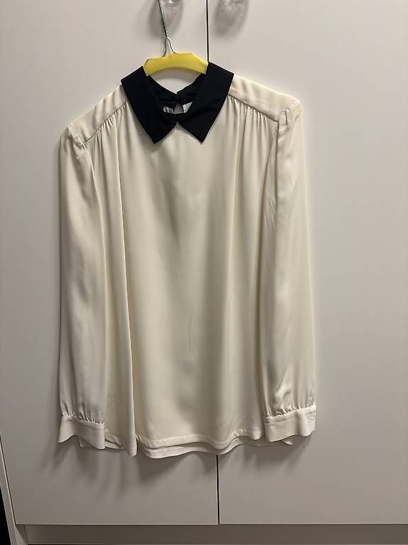 Blusen: Splendida blusa Les Copain – Gebraucht aus Soazza von afa_r6cx