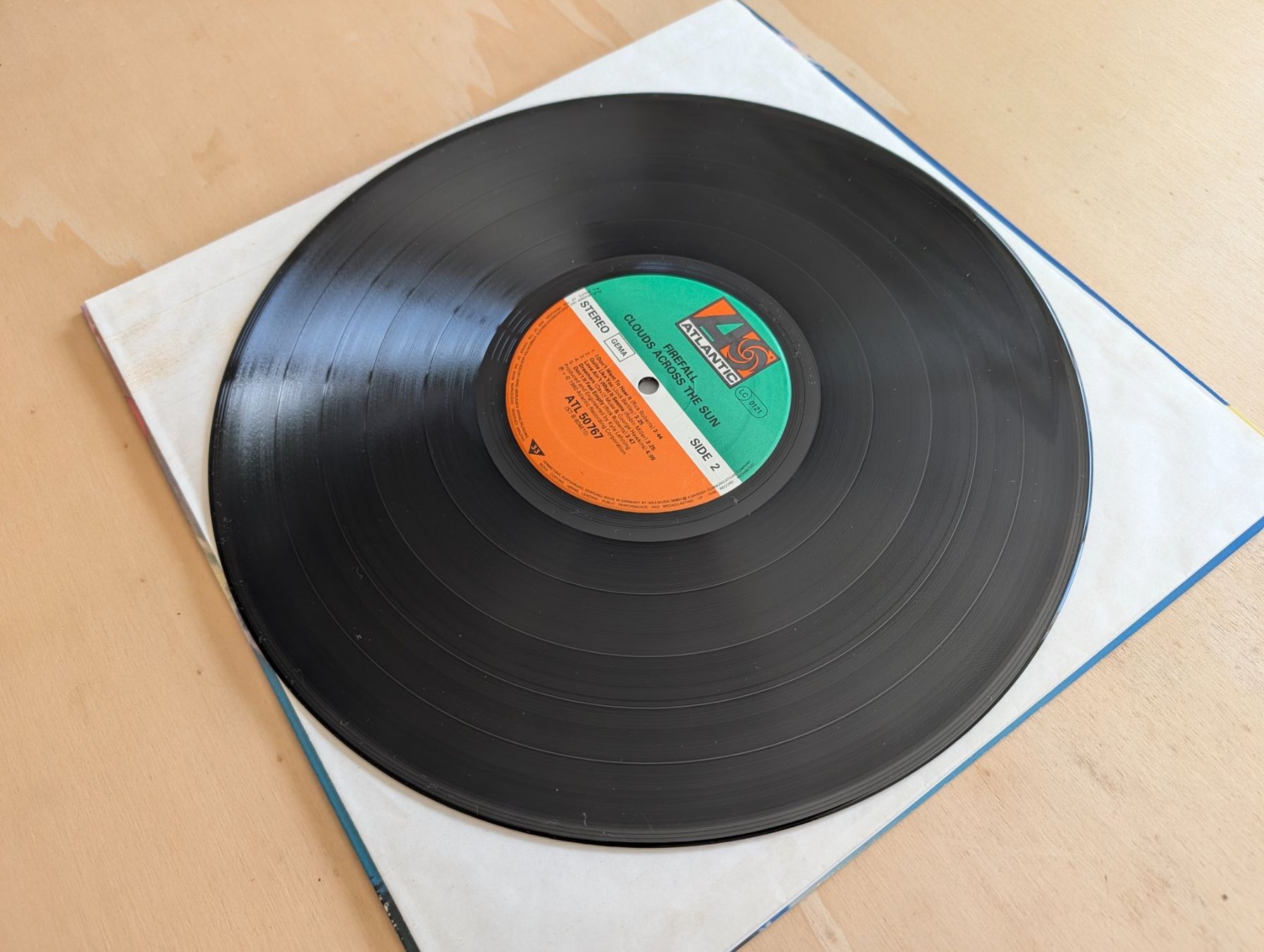 Dischi in vinile: Firefall – Clouds Across The Sun  D 80  OIS – Usato da Ebikon venduto da kisuM 7