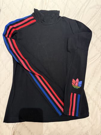 Langarmshirt Adidas schwarz mit Stehkragen Grösse S