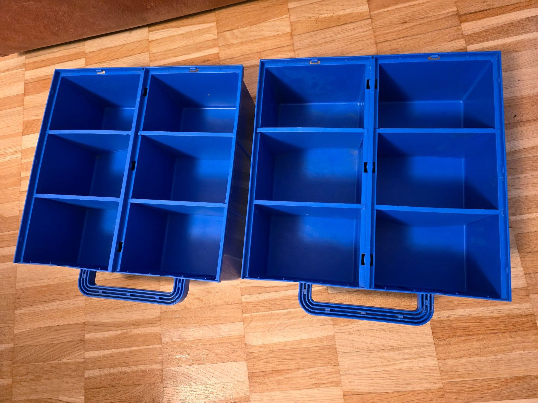 Lego Kit di costruzioni: Lego 2x Kisten – Usato da Basel venduto da Swi-7621