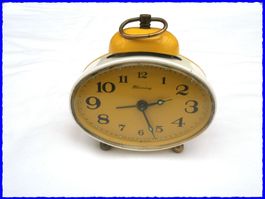 BLESSING - mech. Wecker - Vintage gelb/weiss - Top Zustand