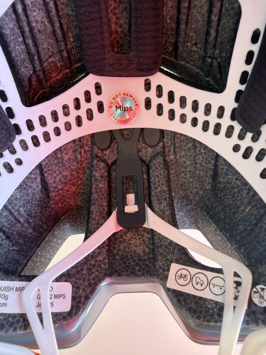 Giro Caschi: Giro Vanquish mips (m) – Usato da Mont-sur-Lausanne venduto da sashwindow 4