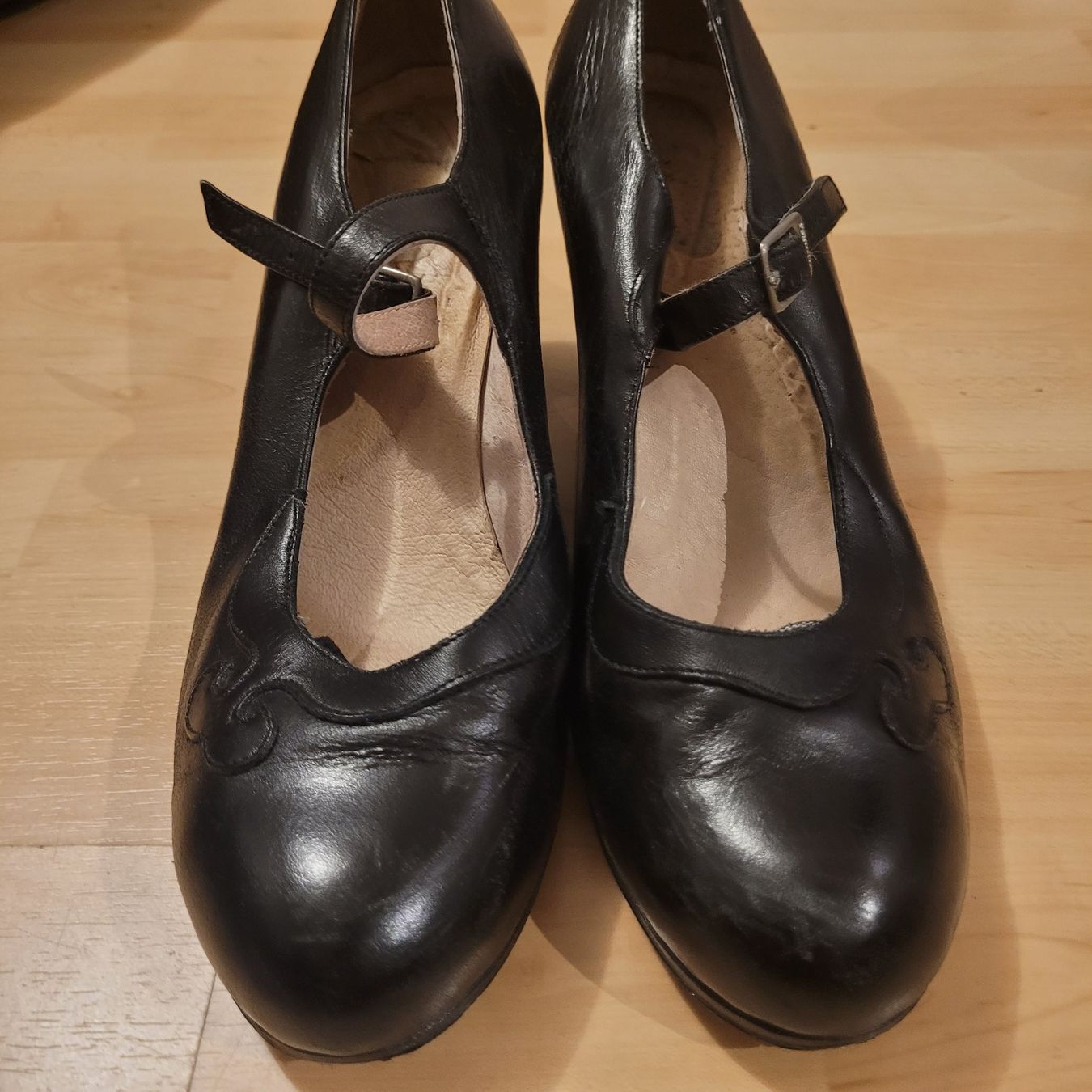 Scarpe da donna: Flamenco Schuhe Menkes Grösse 42 – Usato da Bremgarten b. Bern venduto da Marge7979 1