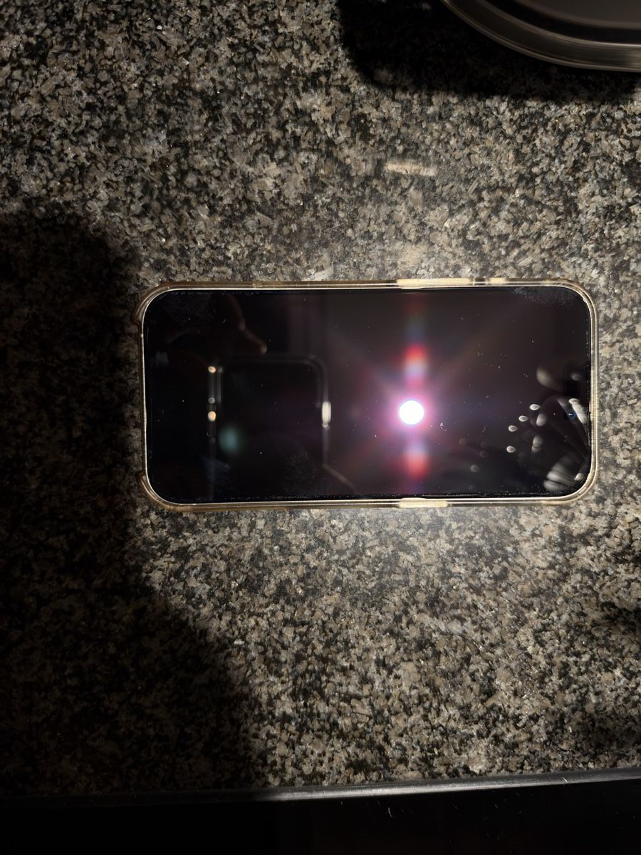 Apple Telefoni cellulari / Smartphones: Iphone 15 Pro 256 GB – Nuovo (secondo la descrizione) da Bachenbülach venduto da Gunner1995
