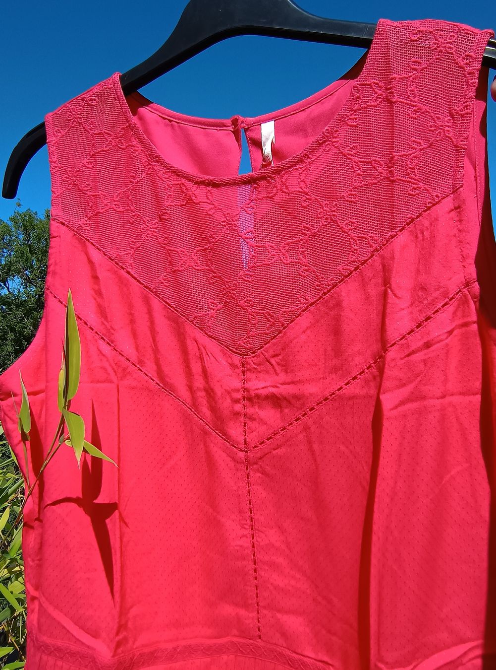 IKKS Vestiti: Robe coton rouge broderie plastron IKKS I-Code T42 – Nuovo e nell'imballaggio originale da Genève venduto da Brachiopode 4