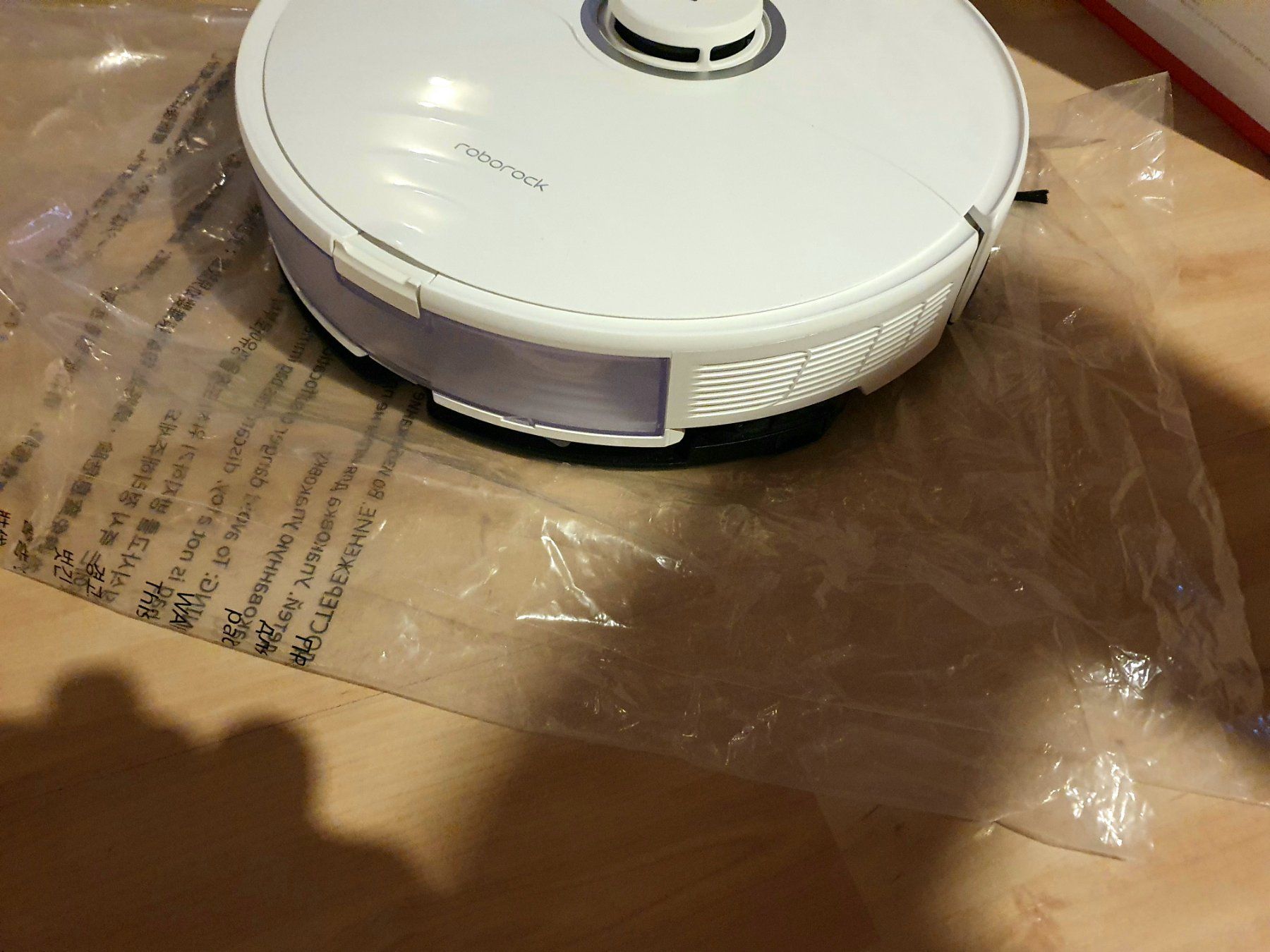 Roborock Aspirapolveri & Accessori: Staubsaugerroboter Roborock inkl. Ladestation – Usato da Bonstetten venduto da Globixx 1