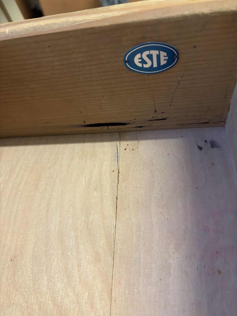 Tische: Tisch Vintage mit Schublade – Gebraucht aus Bern von  3
