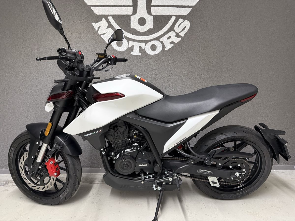 Malaguti Strada: Malaguti Drakon 125 – Nuovo e nell'imballaggio originale da Pfungen venduto da RETRO_MOTORBIKES 1