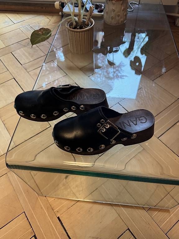 Scarpe da donna: Ganni Clogs – Usato da Braunau venduto da ele_5n6d 2
