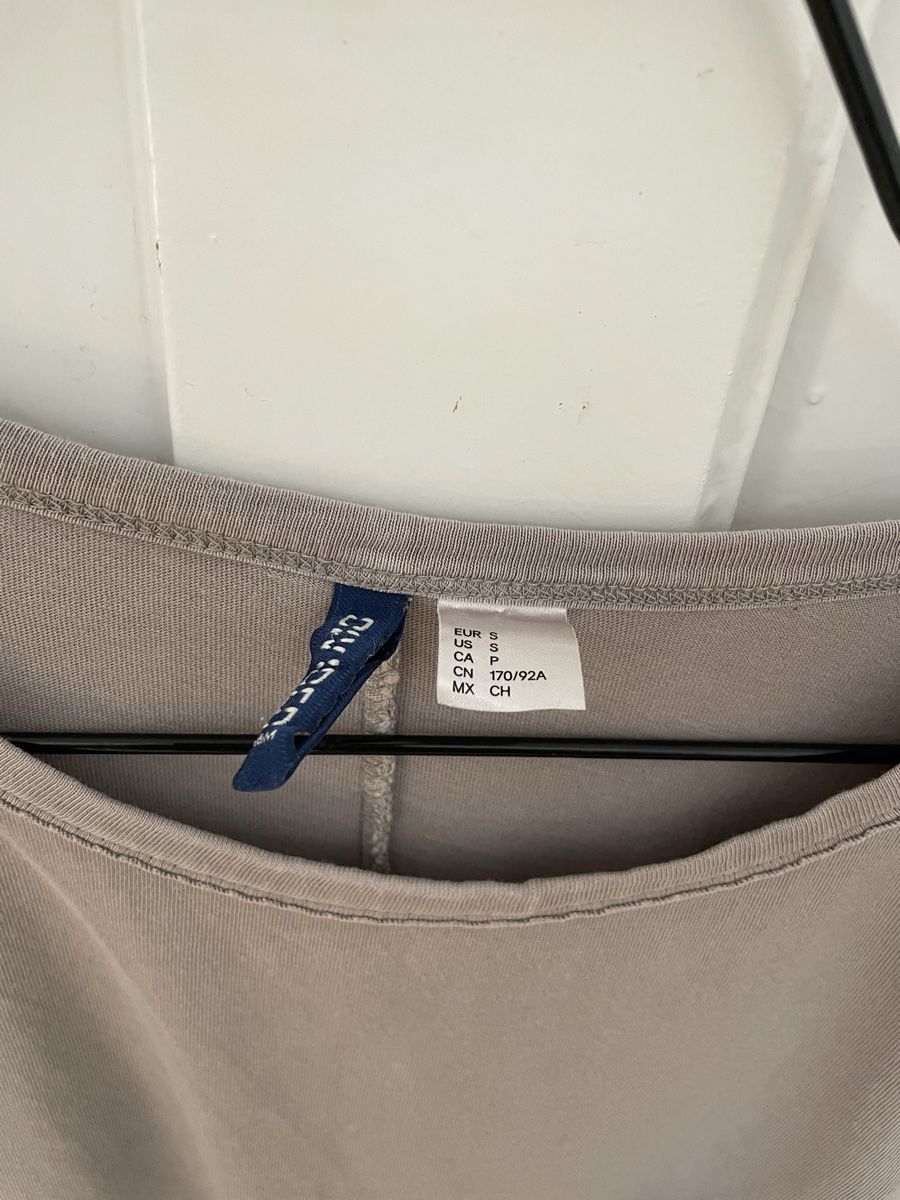 H&M T-shirt: Tshirt H&M Grösse S Oversized – Usato da Zürich venduto da TheWickerman 2