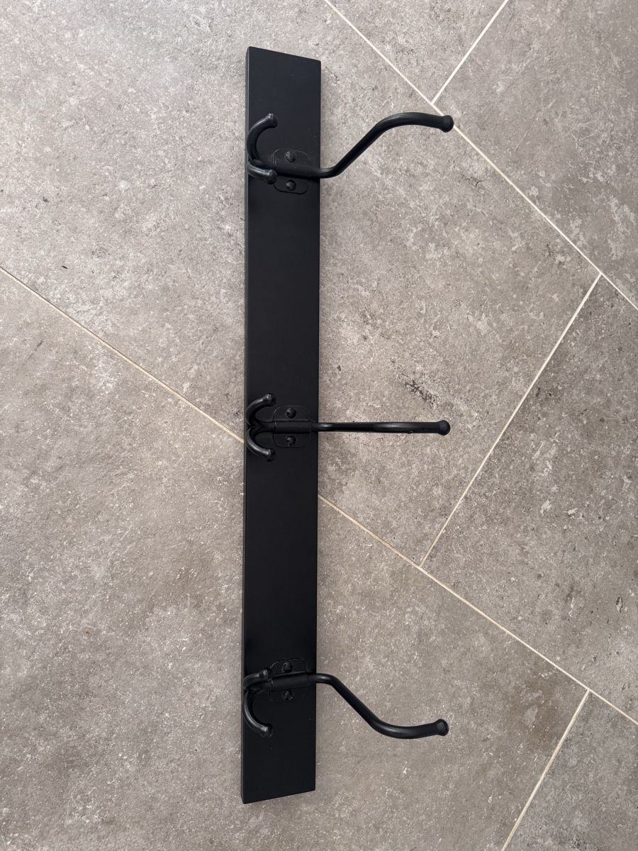 Ikea Ferramenta: Wand-Kleiderhaken – Usato da Lüscherz venduto da k4t_pl5f