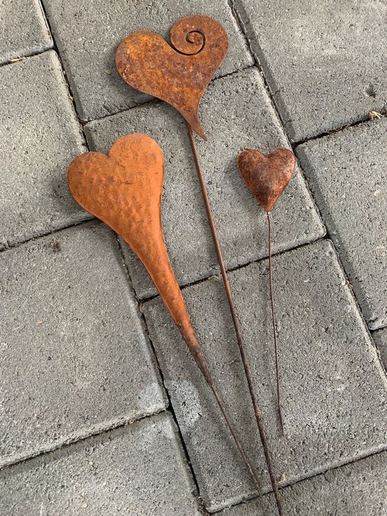 3 x Rost Herz Stecker - schöne Deko mit Herz (Gebraucht) in Gurmels für ...