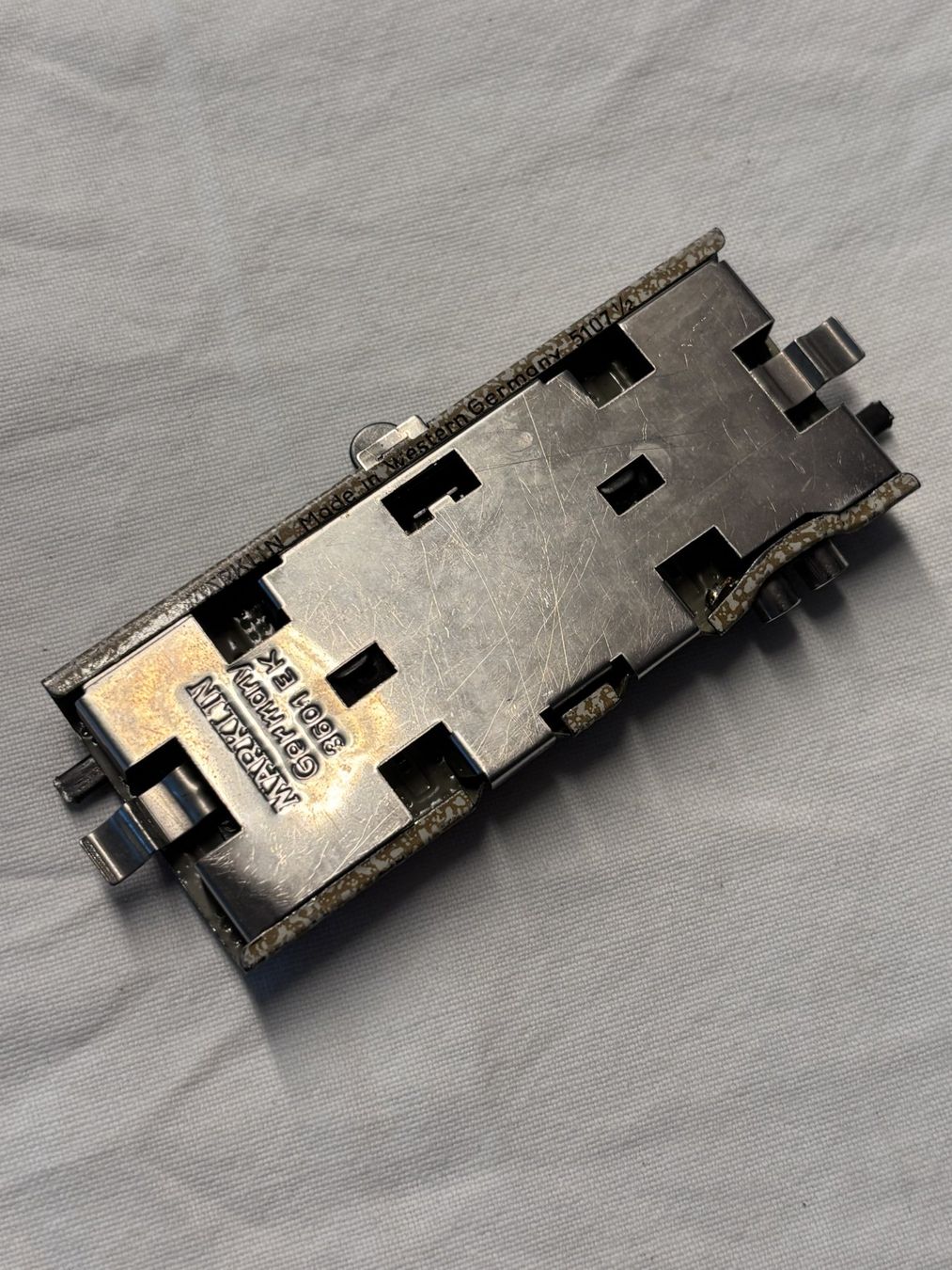 Märklin Modellini di ferrovie: Märklin M-Entkopplungsgeleise – Usato da Orpund venduto da Shivatiger 2