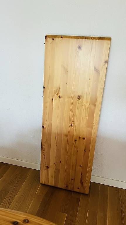 Set de table et chaises: Tisch mit Stühlen GRATIS – D'occasion à St.Gallen par eicatcher 2