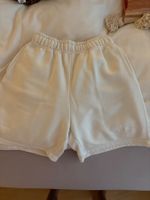 Weisse Shorts