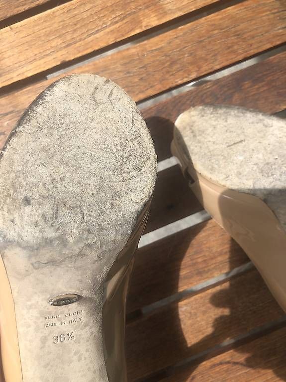 Scarpe da donna: Pumps sergio rossi 38.5 – Usato da Basel venduto da Brubaba 4