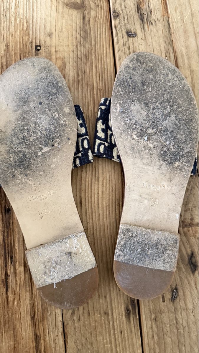 Dior Scarpe da donna: Christian Dior seleltuch Pantoffeln 38 – Usato da Rorschacherberg venduto da LUXUS24 2