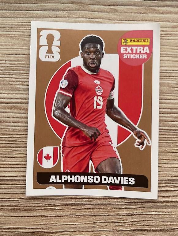 Carte collezionabili: GOLD Sticker Alphonso Davies – Usato da Emmenbrücke venduto da FMVL