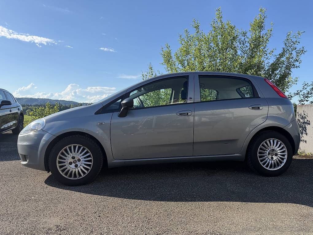 Fiat Automobili: Fiat PUNTO 1.4 – Usato da Wil SG venduto da naw_27gz 4