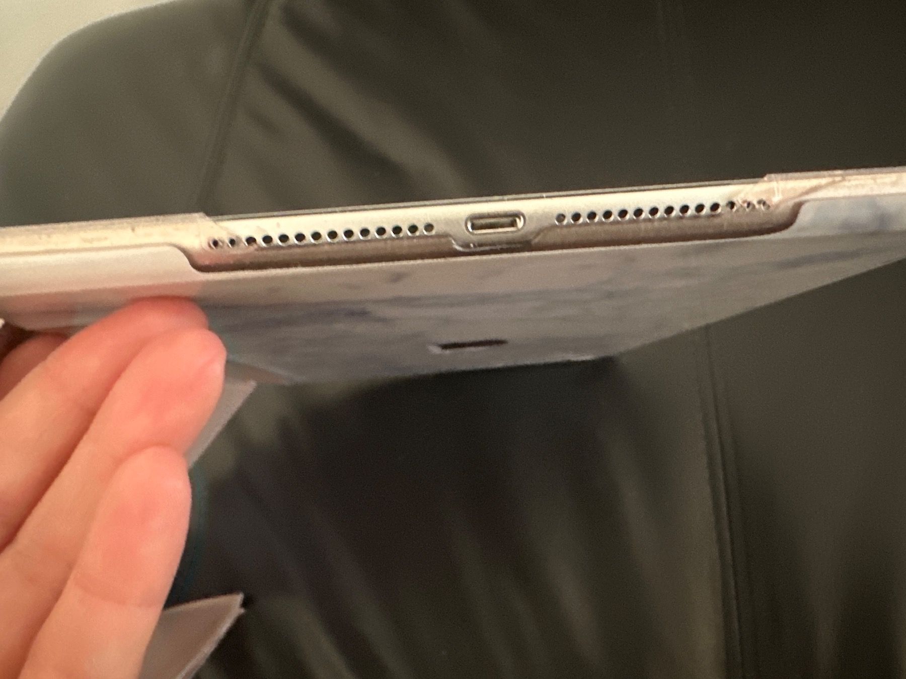 Apple Tablet PC: Apple Ipad Air 2 mit Hülle und Vinyl – Usato da Zürich venduto da katya_noia 2