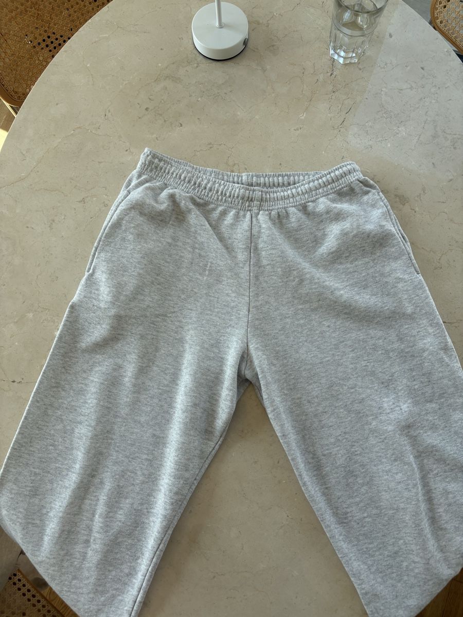 Pantaloni: Sweatpants grey size M good condition – Usato da Zürich venduto da mps_9cp7 4