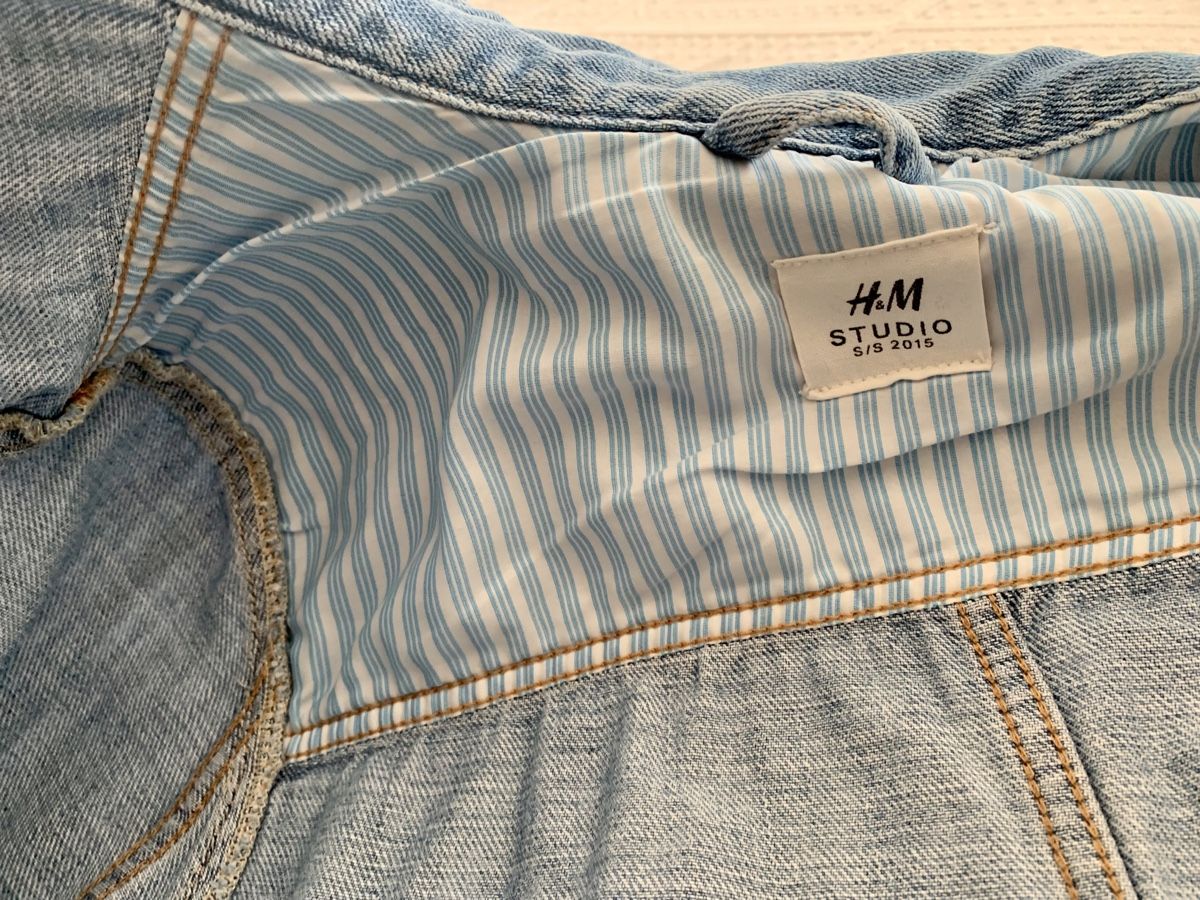 H&M Vestes: Jeansjacke H&M Studio 2015 – D'occasion à Zürich par p_q7q_nichtraucher 5