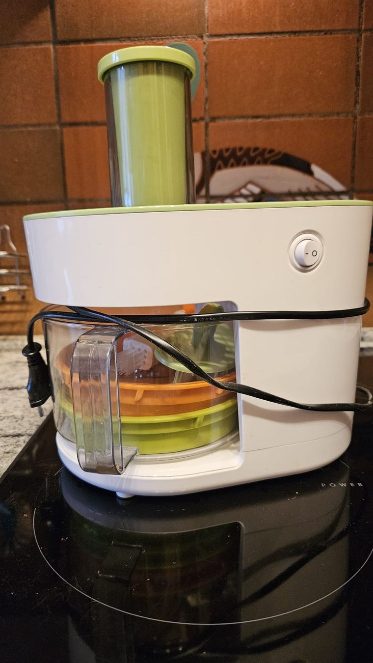 Appareils de cuisine: slice dicer Küchenmaschine – D'occasion à Muttenz par ch__5229 3