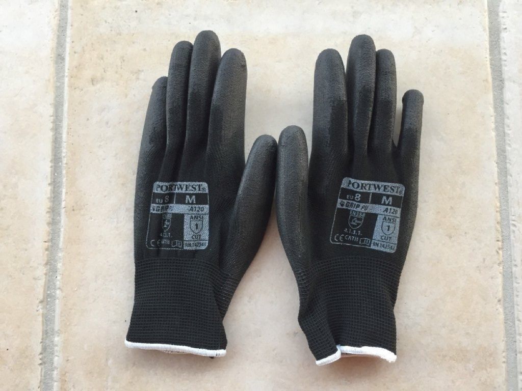 Guanti & manicotti: 8 Paar Nylon Portwest PU Handschuhe M – Nuovo e nell'imballaggio originale da Beatenberg venduto da nonnkari 1